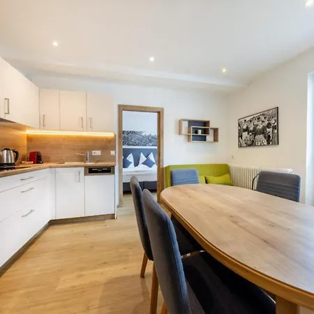 Holiday home Haus Schnoell 4 *