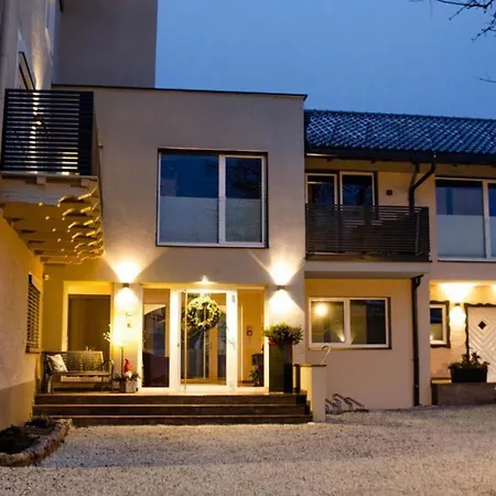Haus Schnoell 4 * Mittersill